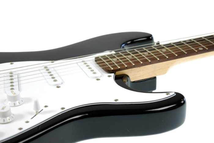 Karrera 39in Electric Guitar - Black - Image 4