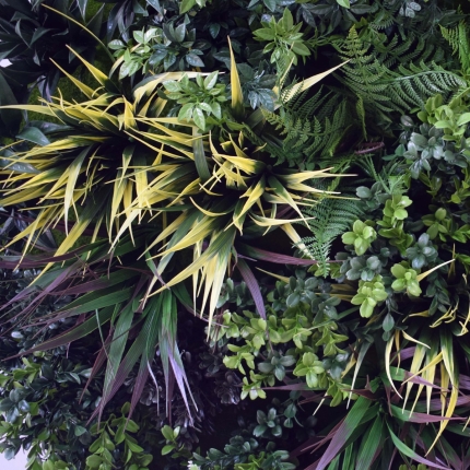 UV Green Fields 80cm Green Wall Disc (Black) - Image 2