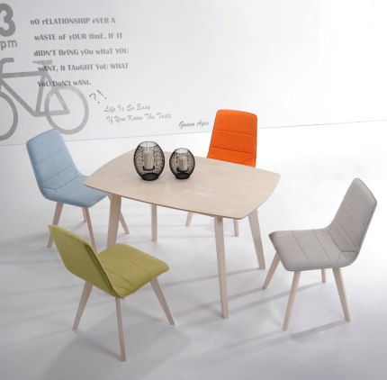 4 Seater Dining Table Solid hardwood White Wash - Image 2